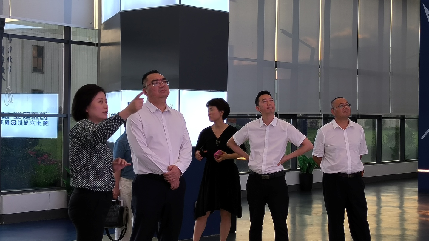 8月10日，安旅集團董事長吳宏建到公司調研3.jpg